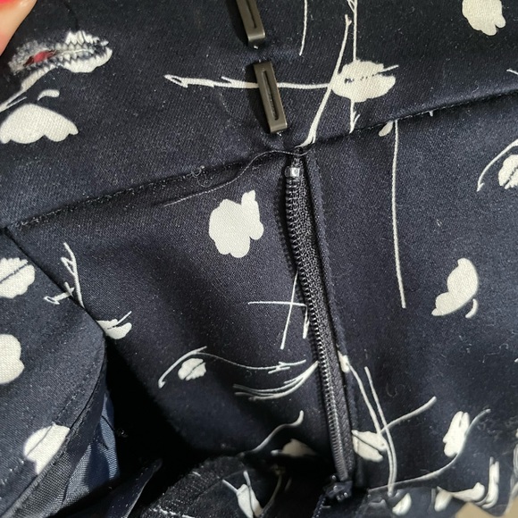 RW&CO Dress Pants - Picture 4 of 4